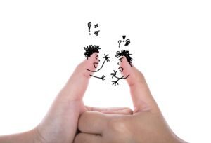 למה זוגות רבים על שטויות - למה זוגות לא מפסיקים לריב - איך זה שזוגות רבים בלי הפסקה